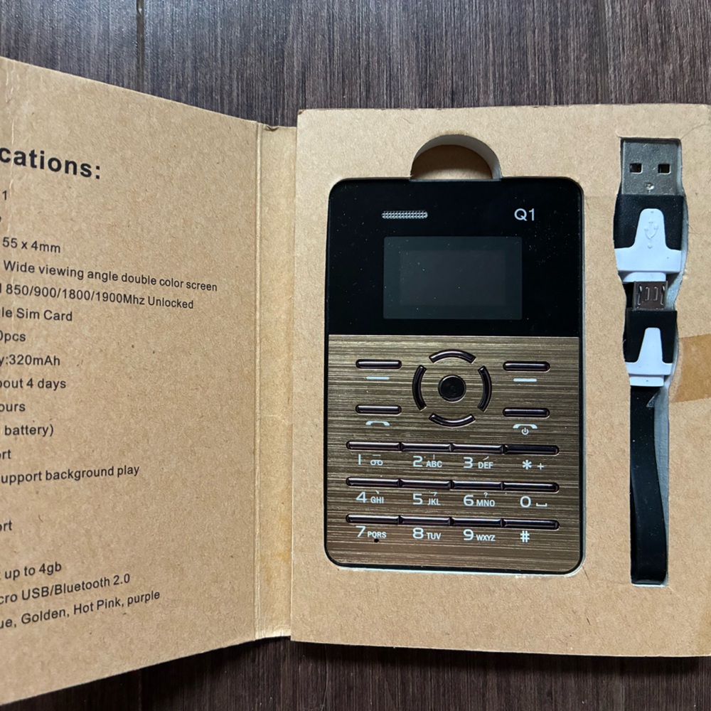 Card Phone Ultra-Thin Card-Style Mobile Phone - New Never Used
